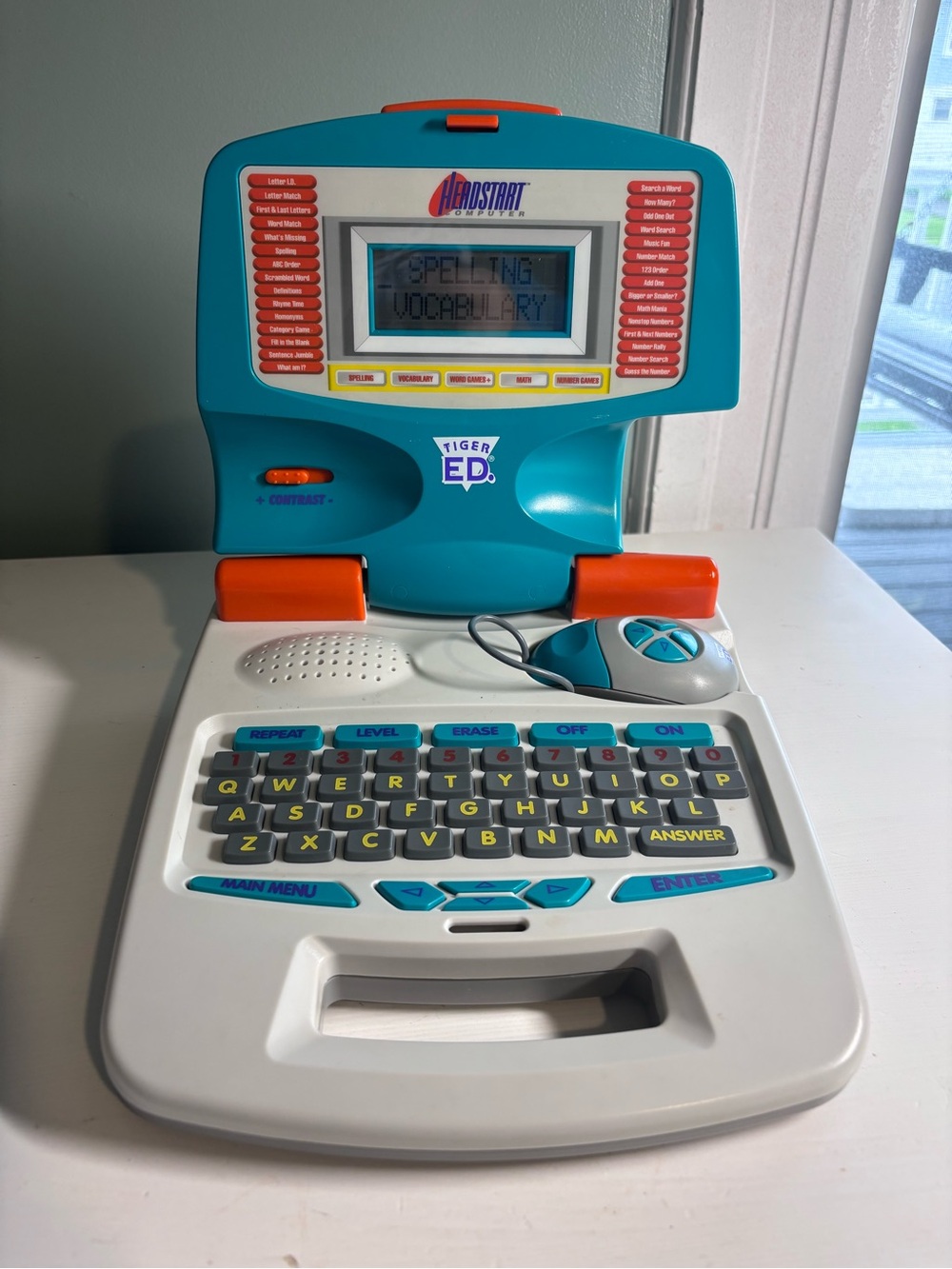 1997 Tiger ED Headstart Computer Kids Learning Teaching Spelling English Tested